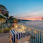 Hotel Grand Riviera