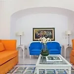 Hotel Grand Riviera