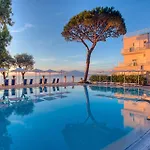 Hotel Grand Riviera 4*