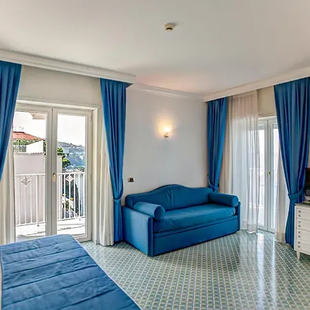 Grand Riviera