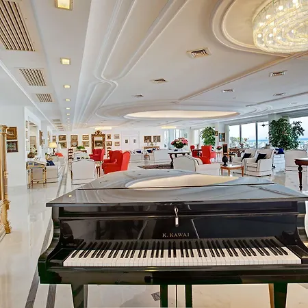 Grand Riviera Готель 4*