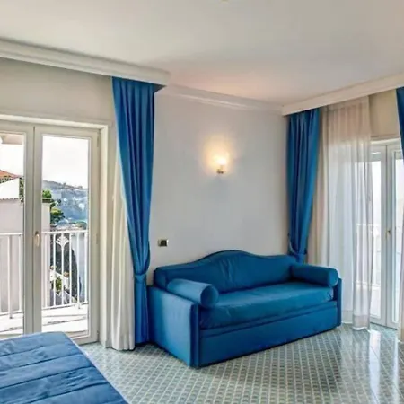 Grand Riviera