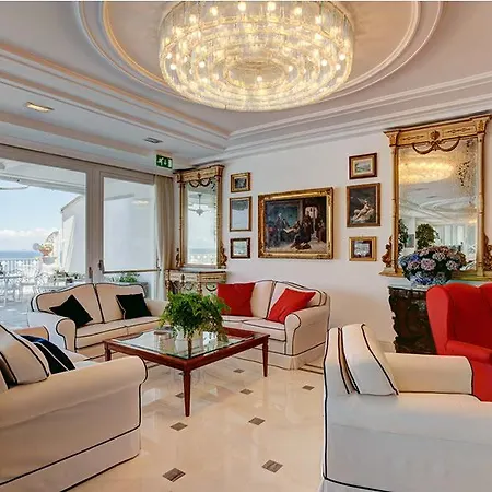 Hotel Grand Riviera 4*