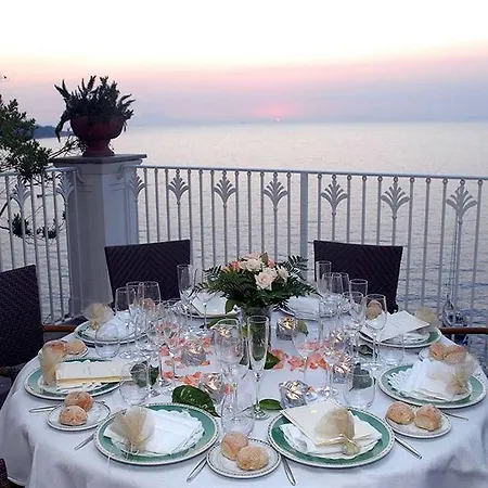 Hotel Grand Riviera 4*