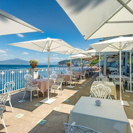 Grand Riviera 4* Sorrento