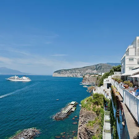 グランド リビエラ 4*