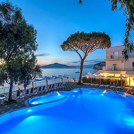 Grand Riviera 4*