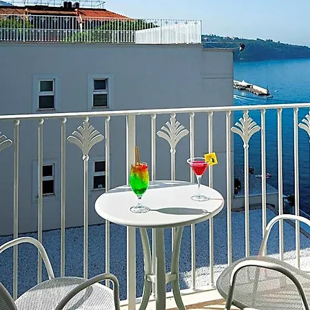 Hotel Grand Riviera 4*