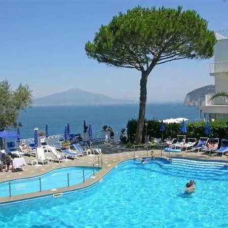 Grand Riviera Hotel