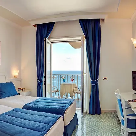 Grand Riviera Hotel