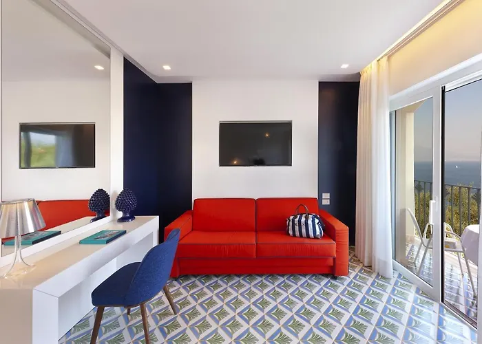 Hotell Grand Riviera 4*