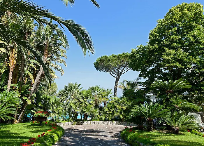 Grand Riviera Hotell