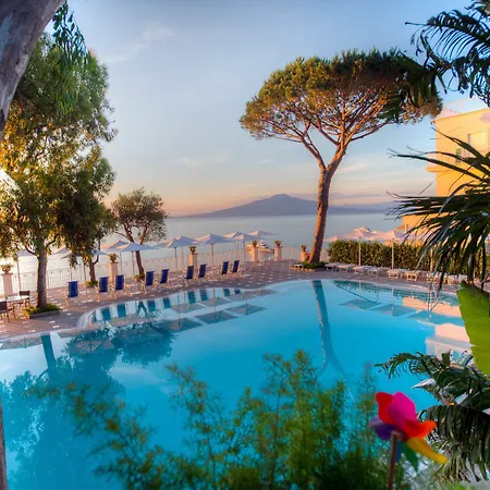 Готель Grand Riviera Сорренто