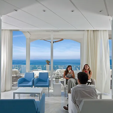 Grand Riviera Готель